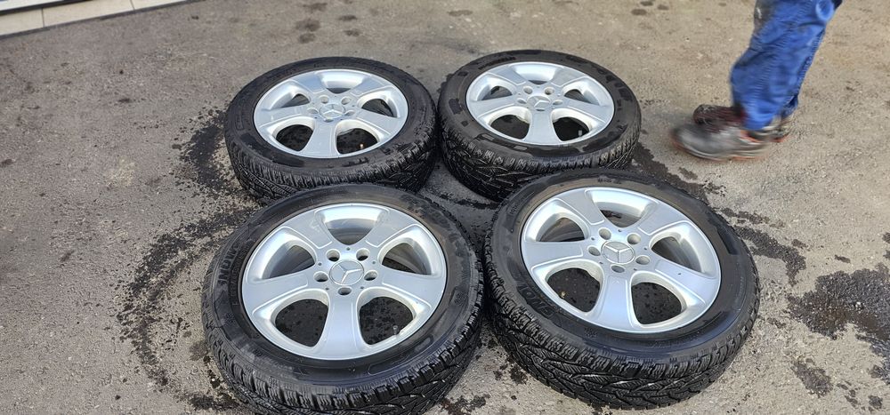 Jante aluminiu cu anvelope de iarna 195/55R16