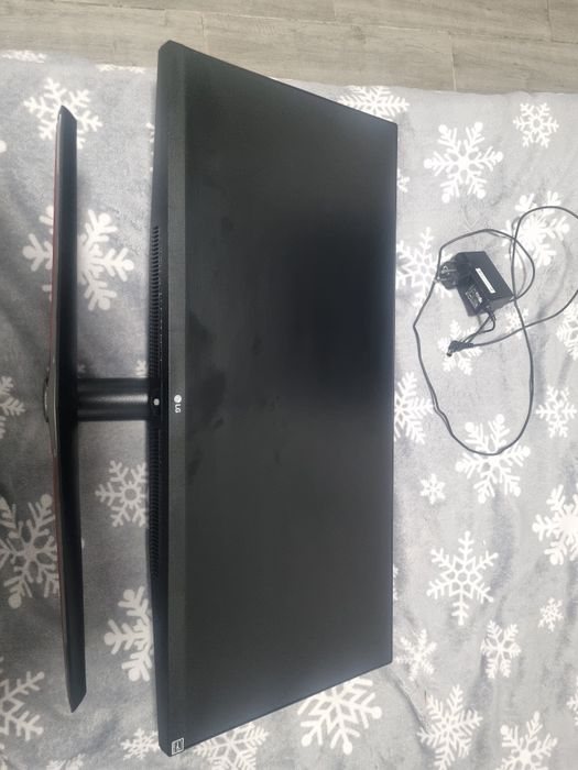 Vând Monitor Gaming LED IPS LG UltraWide 29