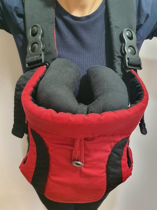 Marsupiu (port bebe) TOMY