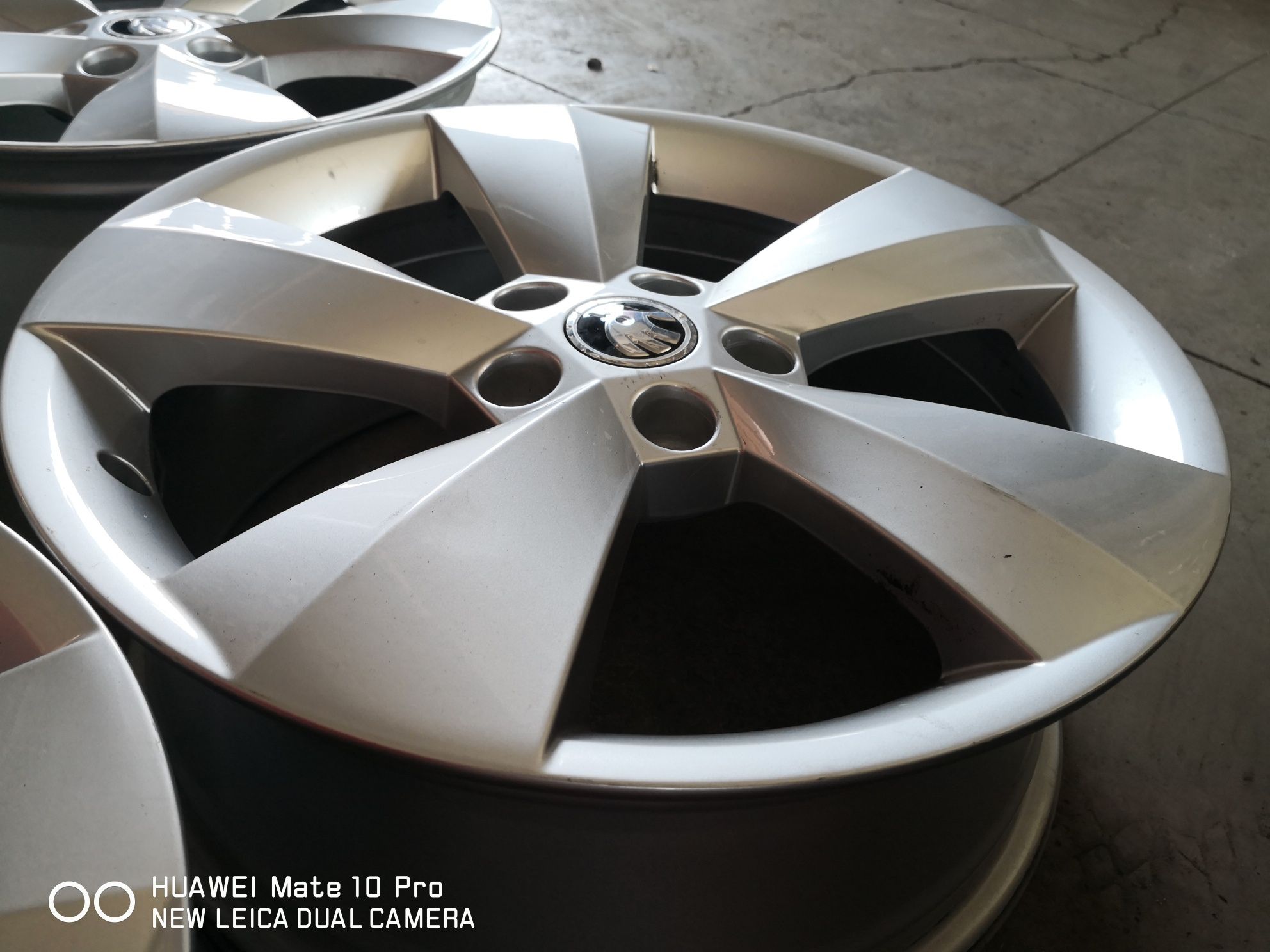 5x112 skoda шкода 5х112 17 цола оригинални джанти