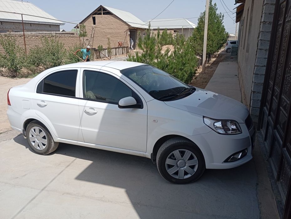 Uy sotiladi 600s
