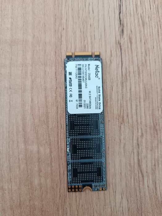 SSD M.2 SATA disk formatat 6gb/s
