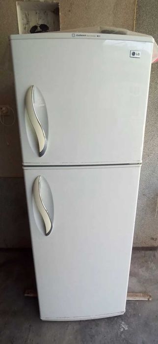 Продам  LG бу холодильник отличном работает на ура
