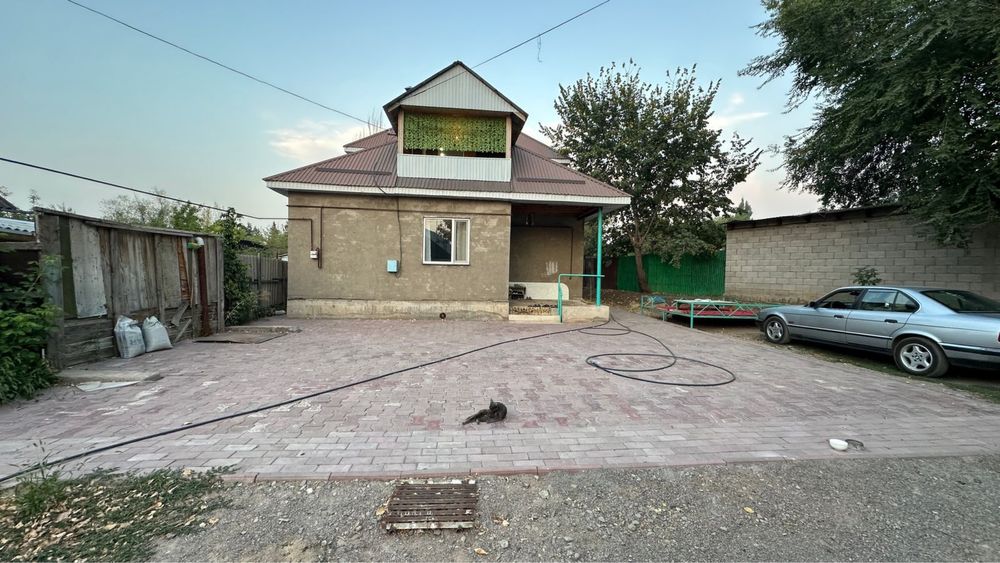 Продам мансардный дом