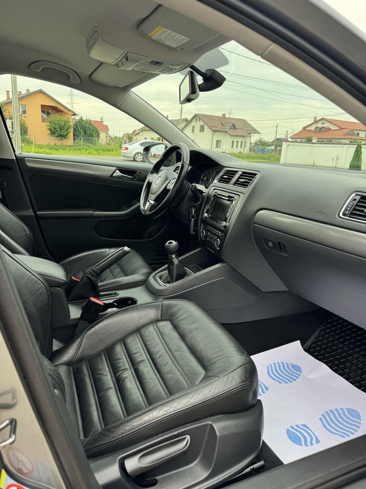 Volkswagen Jetta GT 2013 Diesel Manula Piele