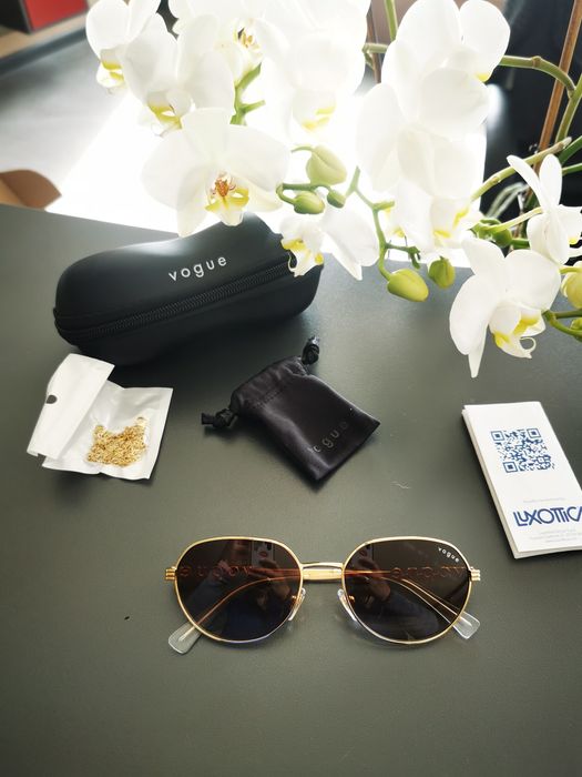 Слънчеви очила на известна марка