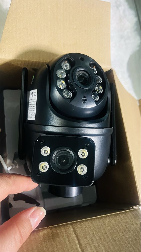 camera wifi video duala pt interior/exterior