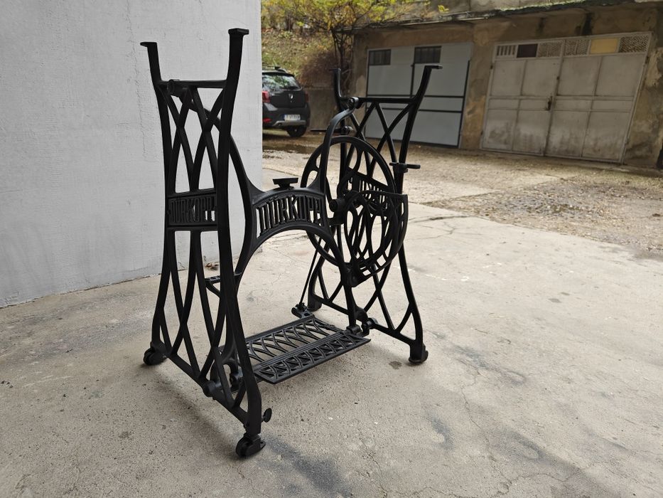 Крака от шевна машина