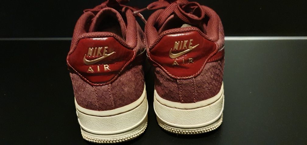 Adidași Nike AIR Force  1 mar38,5