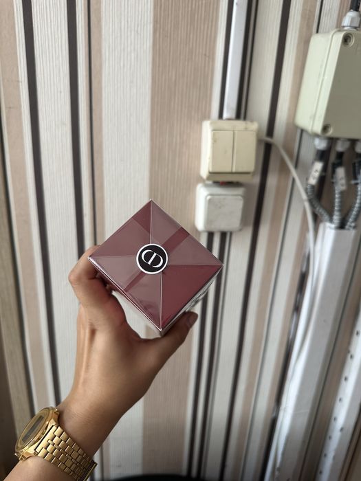 Dior sauvage rouge elixir