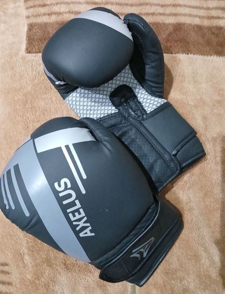 Sport anjomlari boks uchun
