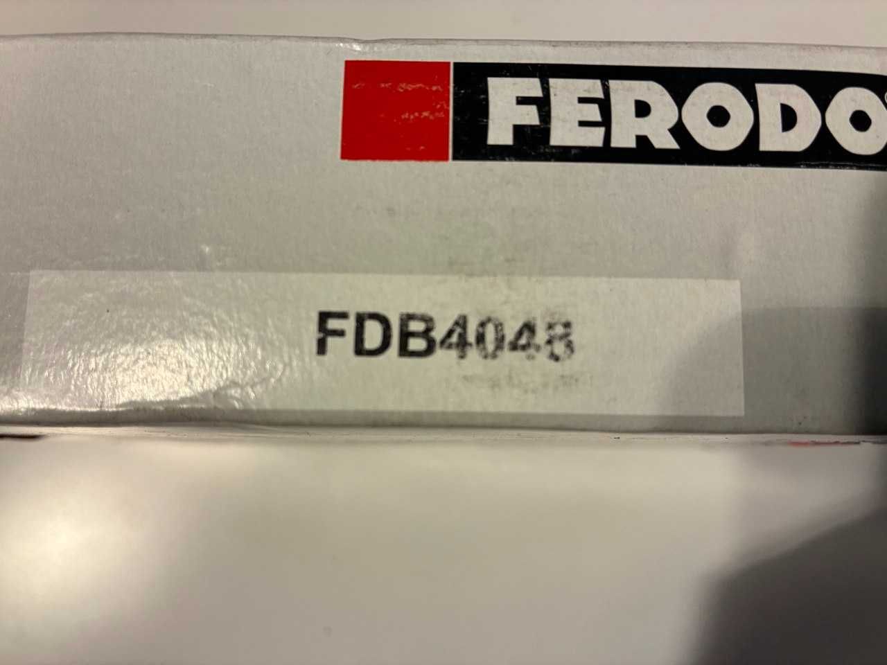 Спирачни накладки комплект Ferodo FDB4648 и FDB4048 за Toyota