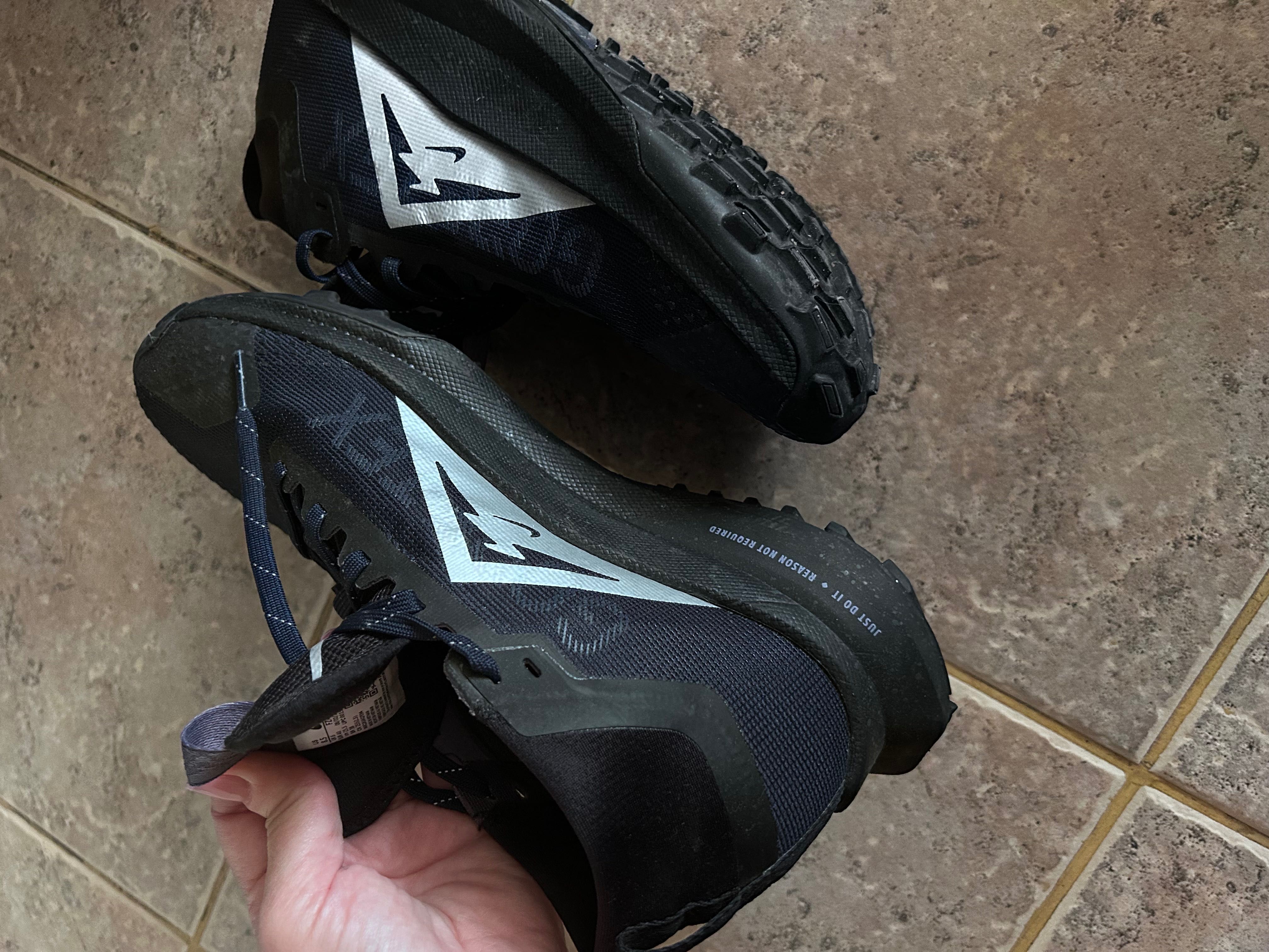 Дамски маратонки Nike goretex