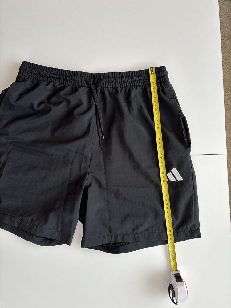 Къс панталон Adidas