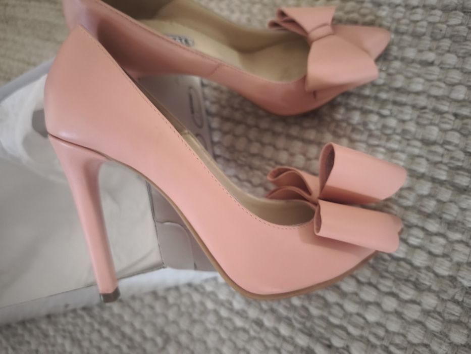 Pantofi Stiletto piele măr 36