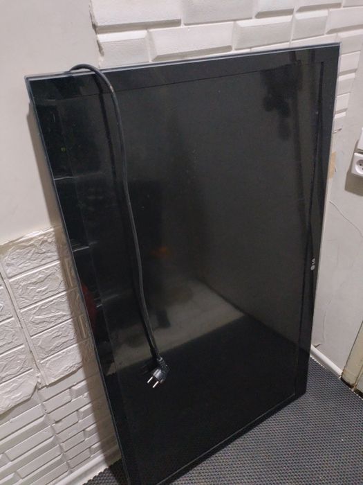 Телевизор большой