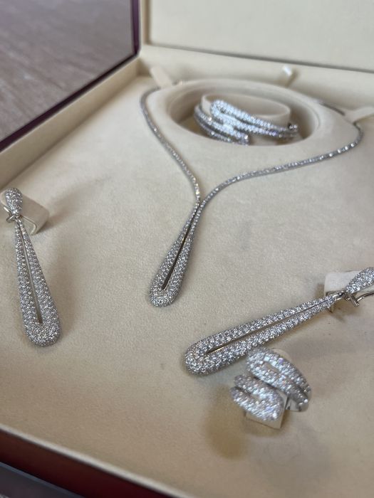 Диамантен комплект