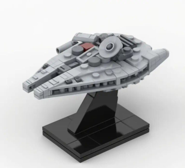 Мини Millennium Falcon – 66 части, декор и подарък за фенове