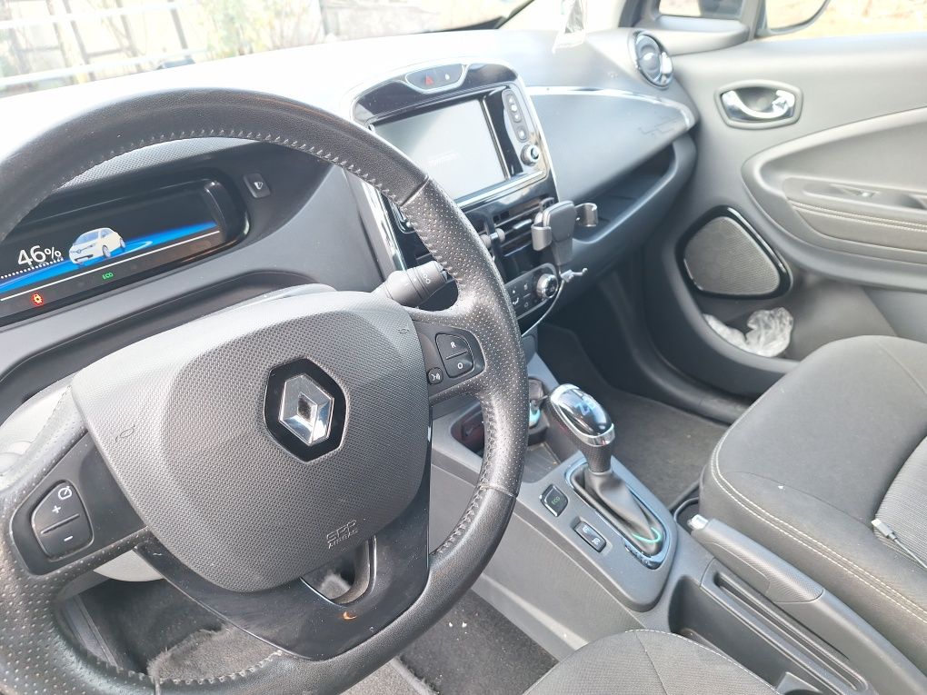 Renault zoe full option /schimb