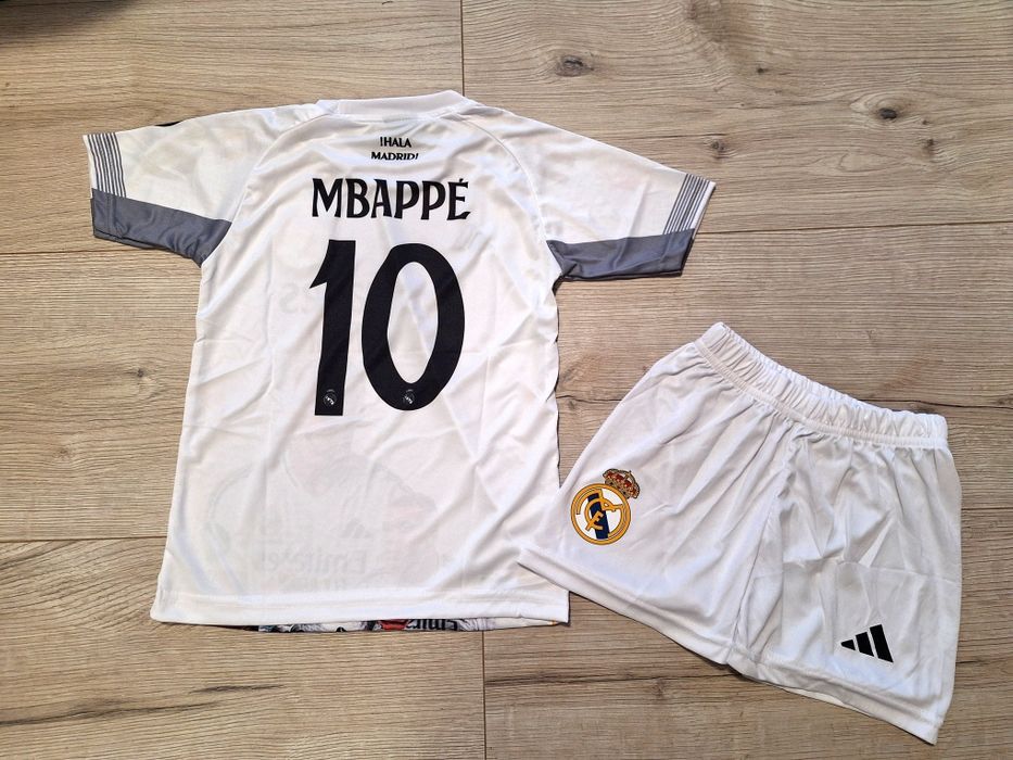 Футболна фланелка на Килиан Мбапе #РЕАЛ М #специално издание!