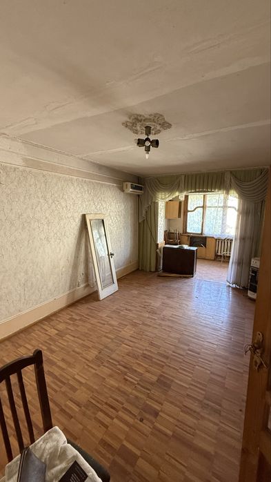 Продается своя квартира на Бадамзаре 2/4/4