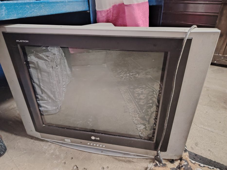 Продам телевизор  LG