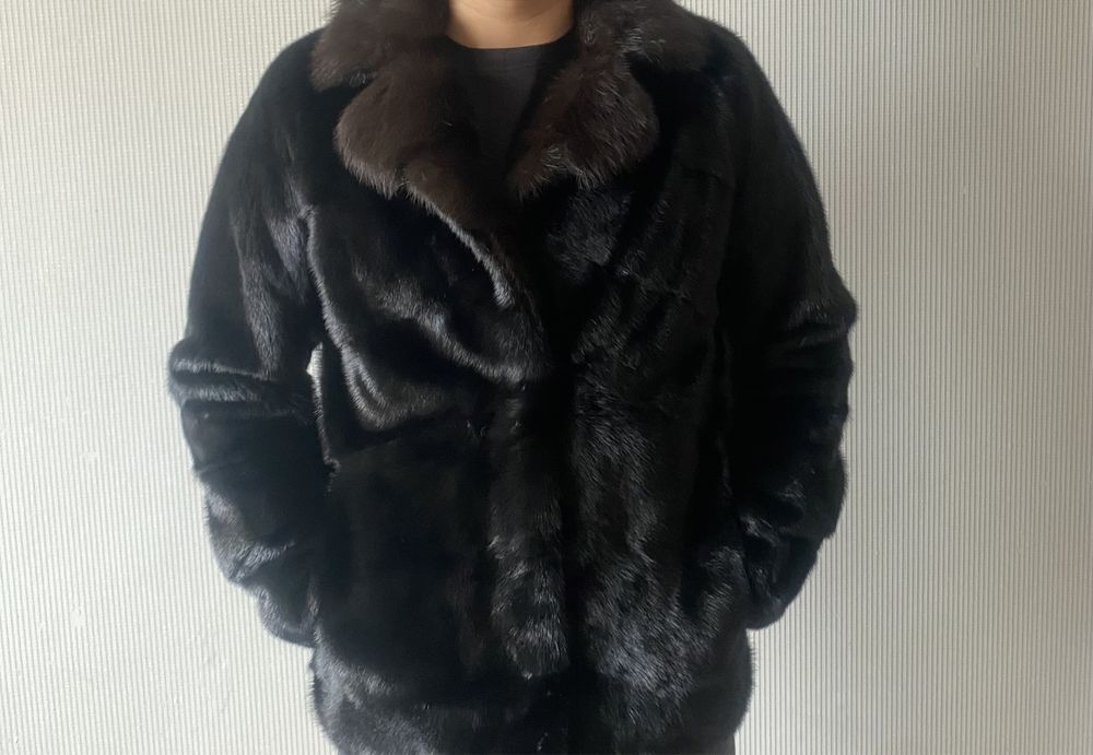 Продаётся шуба из норки!