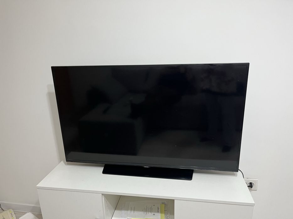 Продам рабочий телевизор не смарт