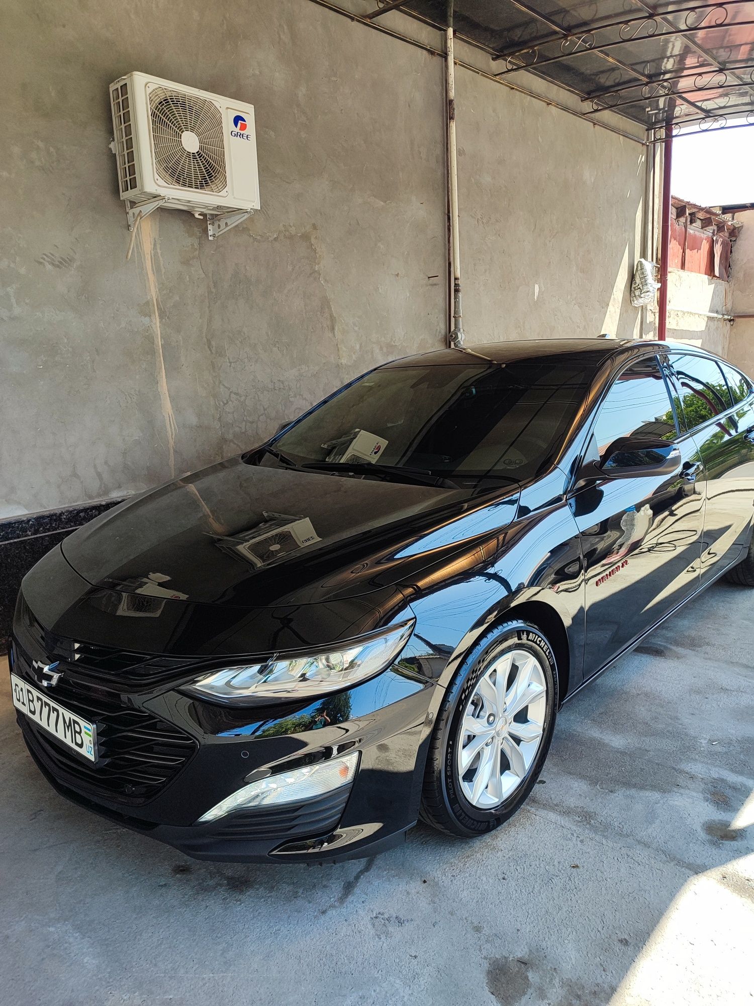 Moyka Ekskluziv carcash