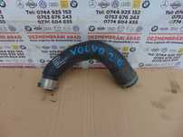 Furtun intercooler Volvo xc40 2.0 cod 322526661 conducta aer intercooler