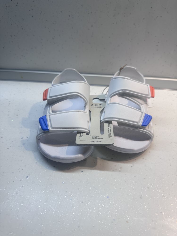 Детски сандали Adidas