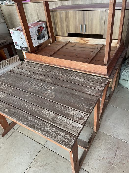 Столы для летнего бара,