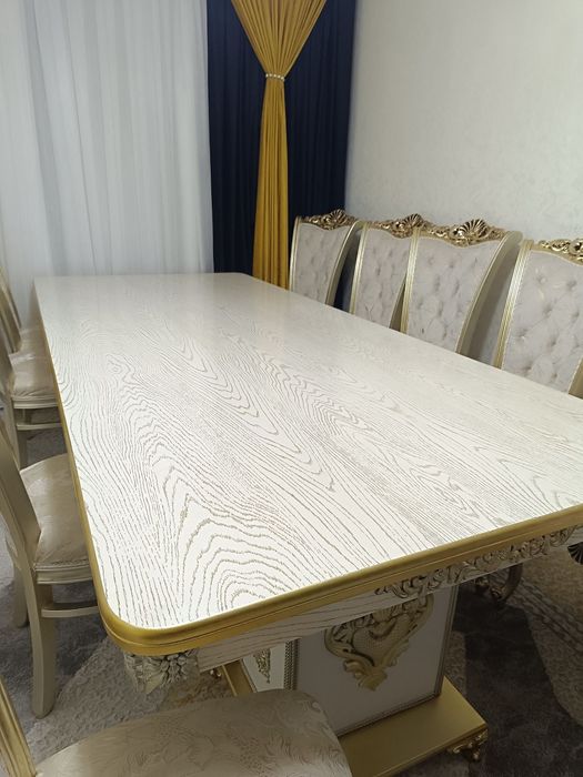 Стол стуллар сотилади