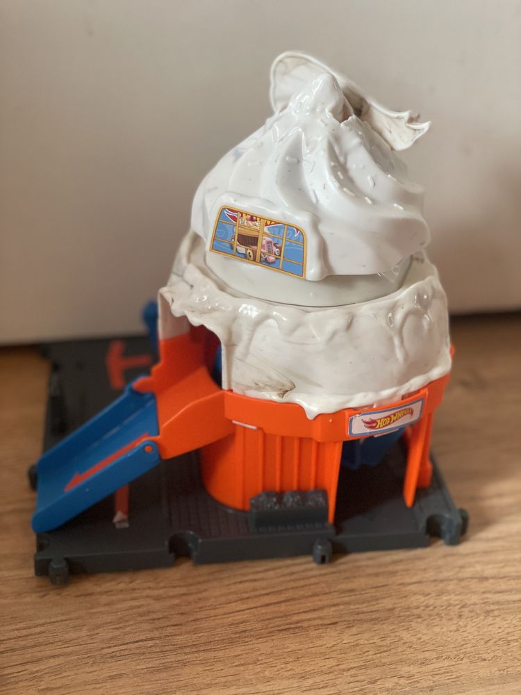 Писти hot wheels