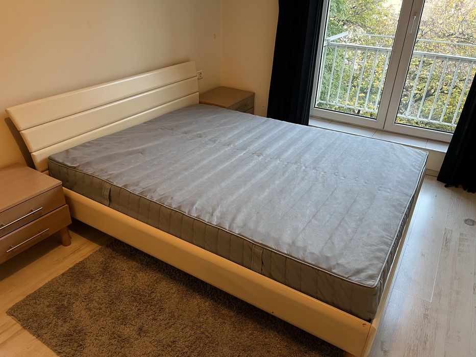 Cadru pat cu somiera si saltea