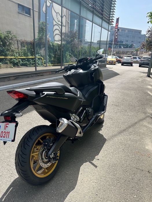 Honda Forza 750 - 2024