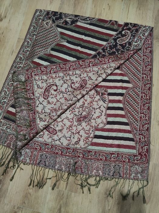 Eșarfă sal din mătase și casmir