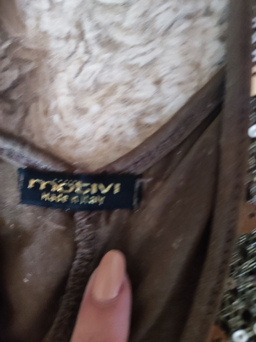 Ефектни дрешки за парти