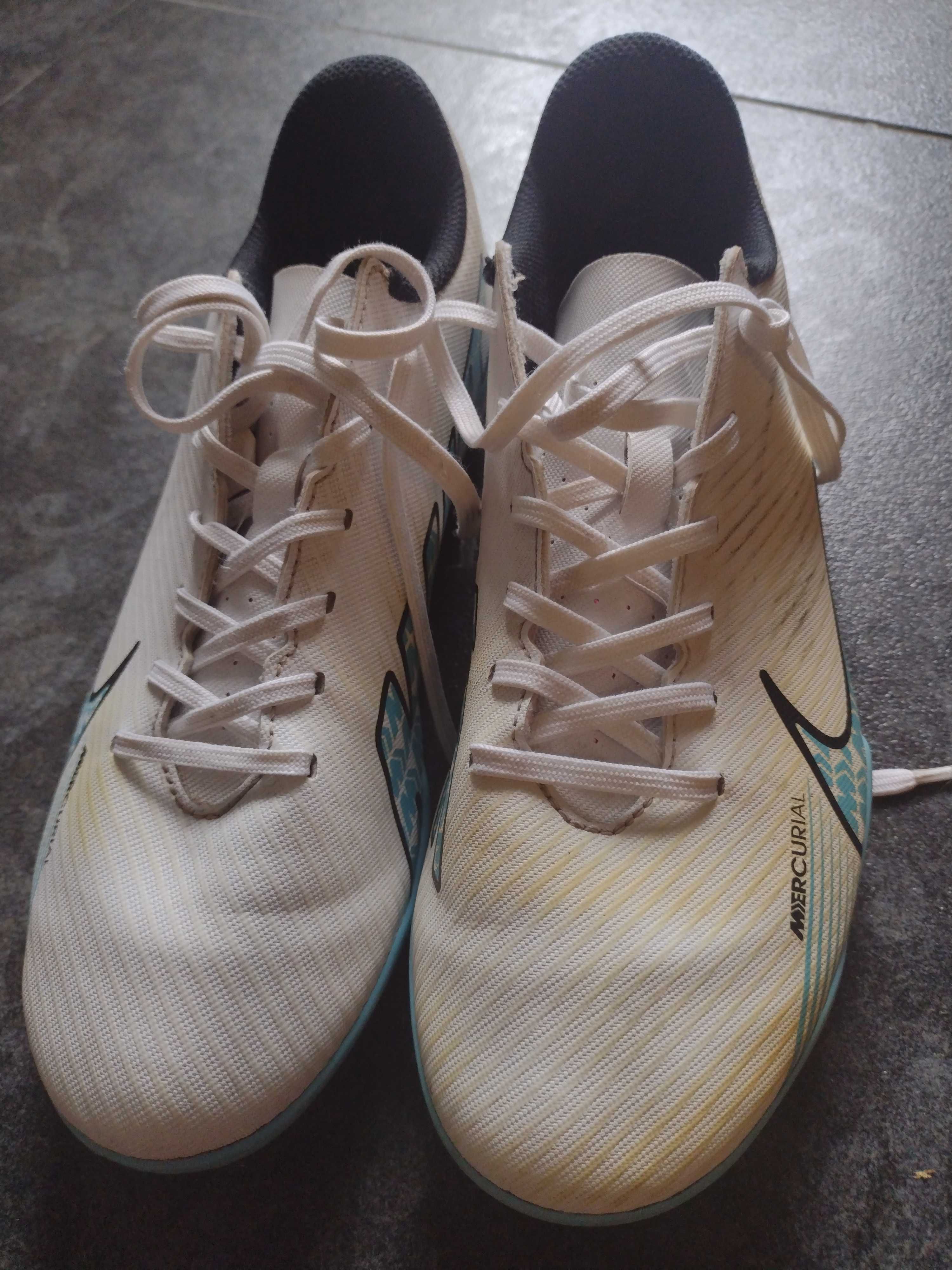 Бутонки  Nike, 38.5