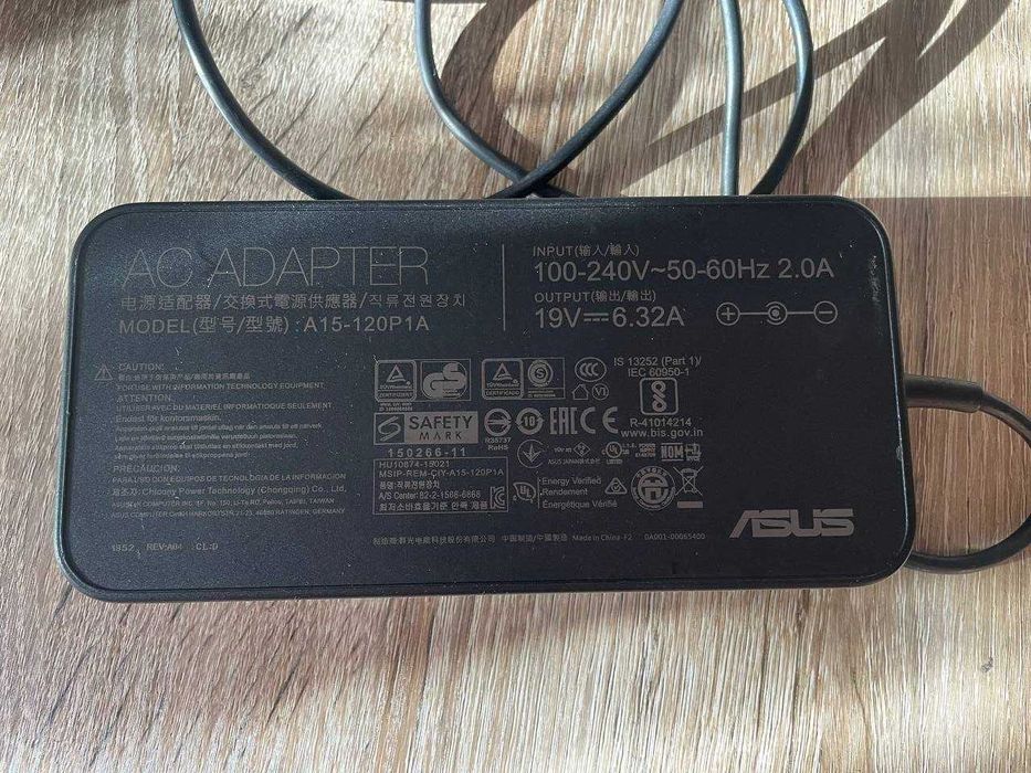 Зарядно ASUS ADP-19V