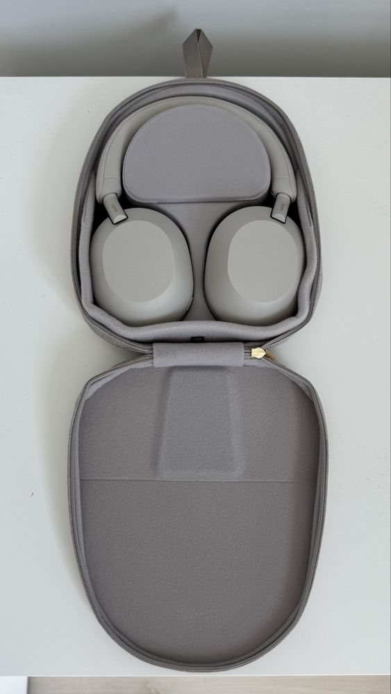 Безжични слушалки Sony WH-1000XM5