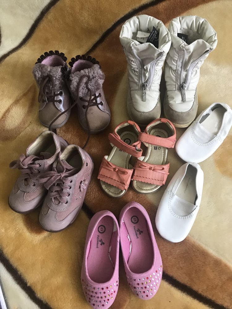 Сапоги, туфли , босоножки из Германии на девочку 2-3 лет