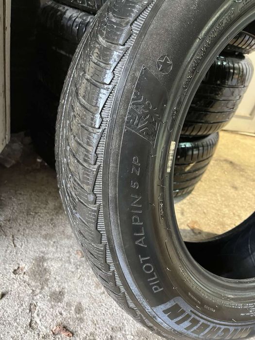 4 зимни гуми michelin от BMW 225/60 R18
