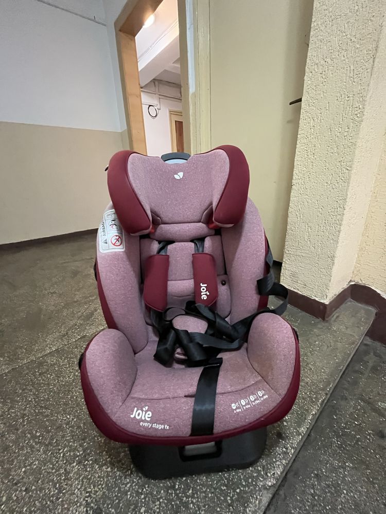 Scaun auto Joie Every Stage FX 0–36 kg, ISOFIX, stare foarte bună