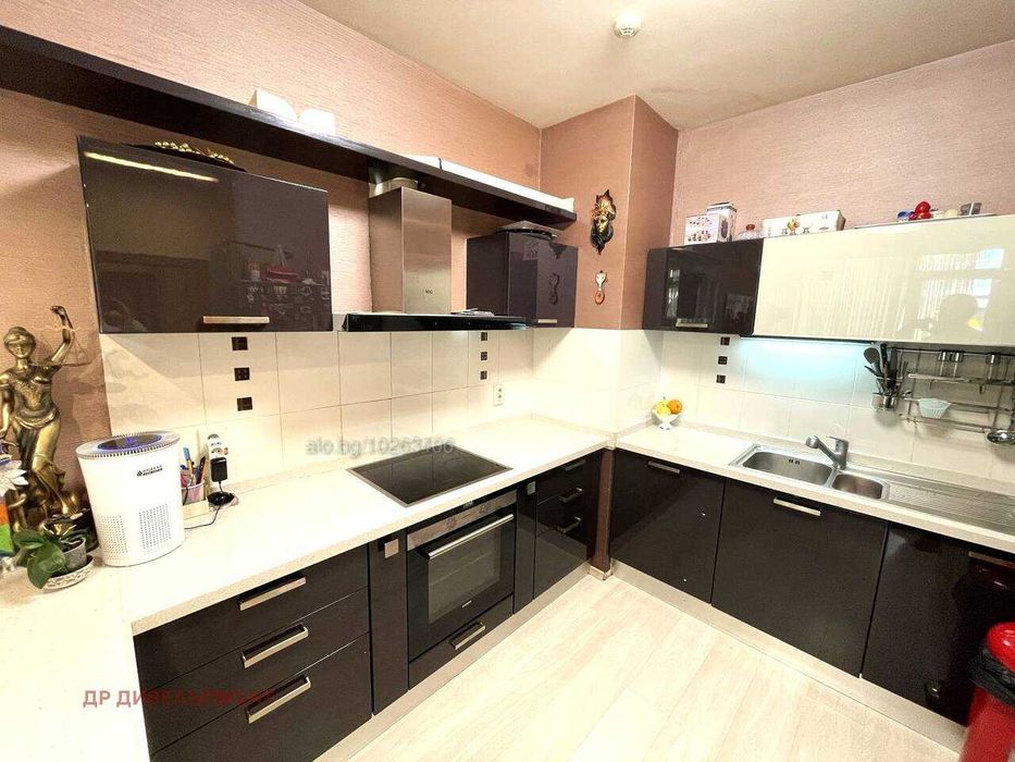 Продава се Двустаен апартамент в София, Манастирски ливади - 93 кв.м за 3449 €/кв.м - Снимка #5