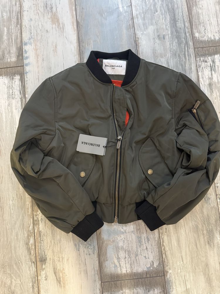 Дамско яке Balenciaga