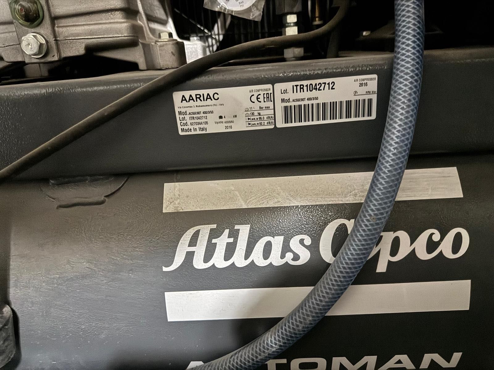 Compresor cu șurub Atlas Copco HP 55  + butelie de 300 L