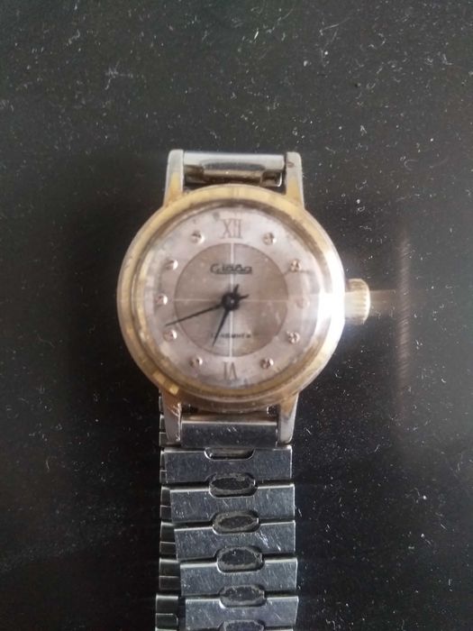 Продам женские часы Слава