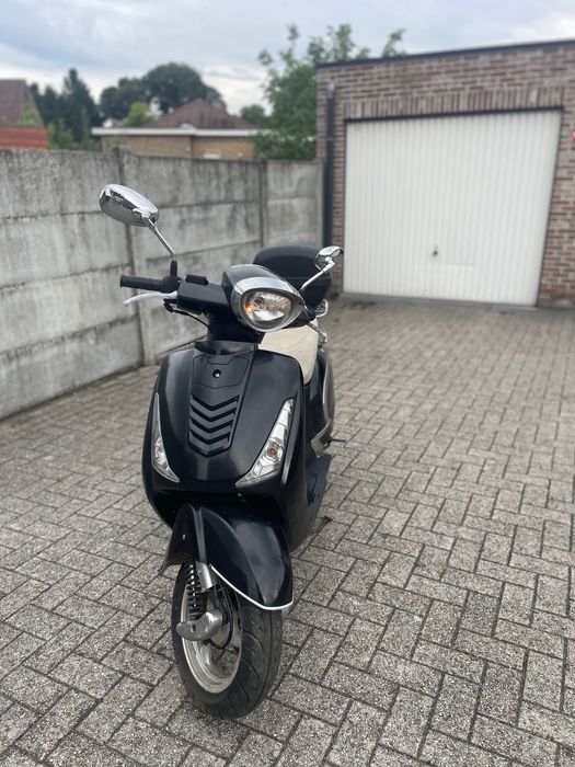 Scuter 50 cc 4t cu acte