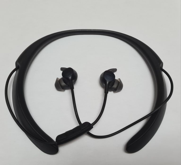 Bose Quietcontrol 30 căști wireless in-ear